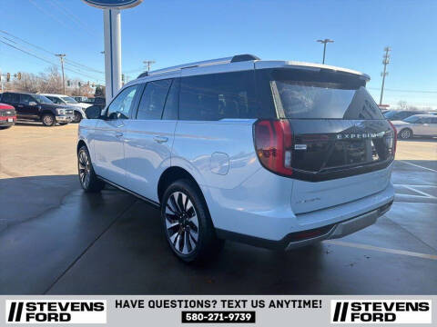 2025 Ford Expedition Platinum