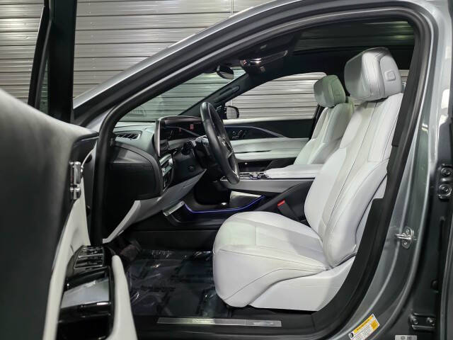 2024 Cadillac LYRIQ Sport 1