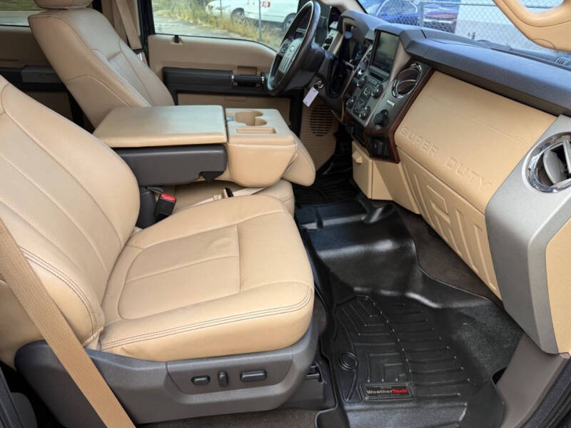 2015 Ford F-350 Super Duty Lariat