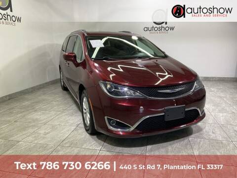 2018 Chrysler Pacifica for sale at AUTOSHOW SALES & SERVICE in Plantation FL