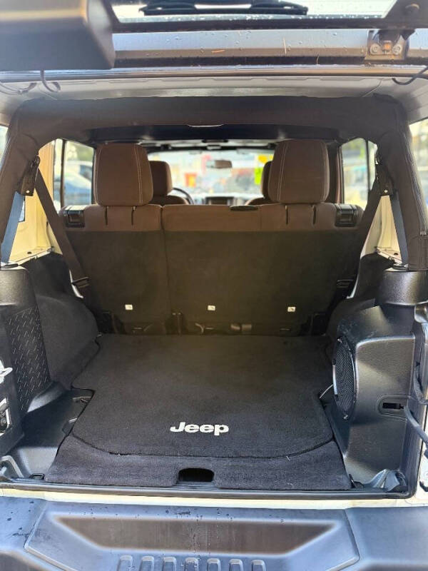 2014 Jeep Wrangler Unlimited Sahara