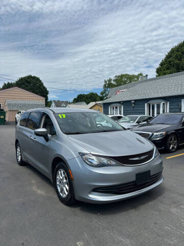 2017 Chrysler Pacifica Touring