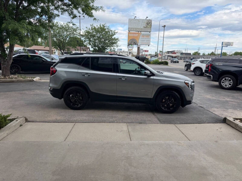 2024 GMC Terrain AT4
