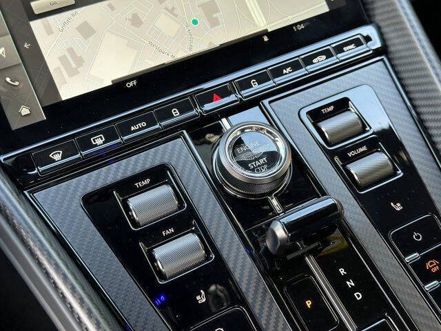 2024 Aston Martin DB12 V8