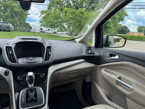 2015 Ford C-MAX Hybrid SEL