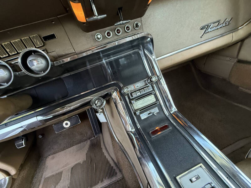 1965 Ford Thunderbird