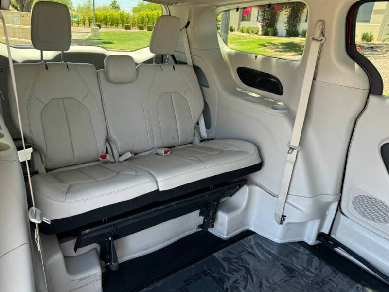 2019 Chrysler Pacifica Touring L