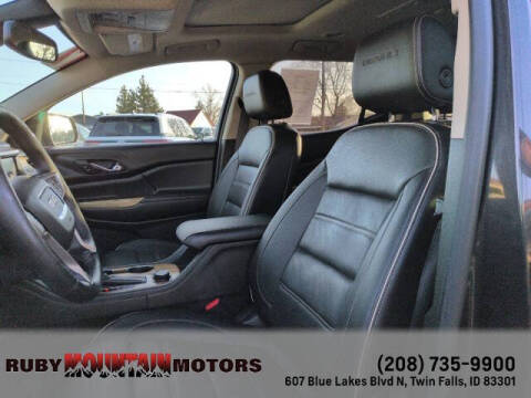 2017 GMC Acadia Denali