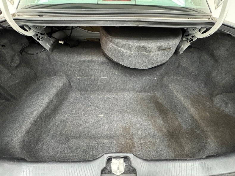 1997 Ford Crown Victoria LX