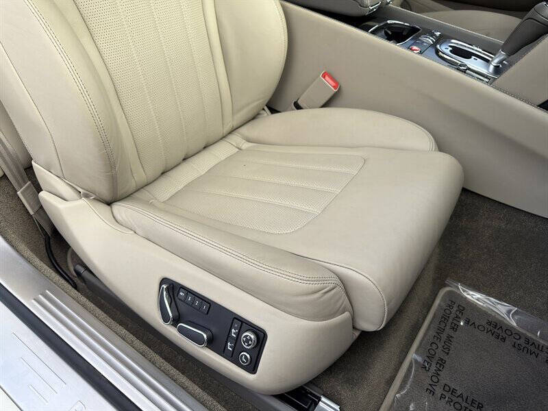 2015 Bentley Continental 21