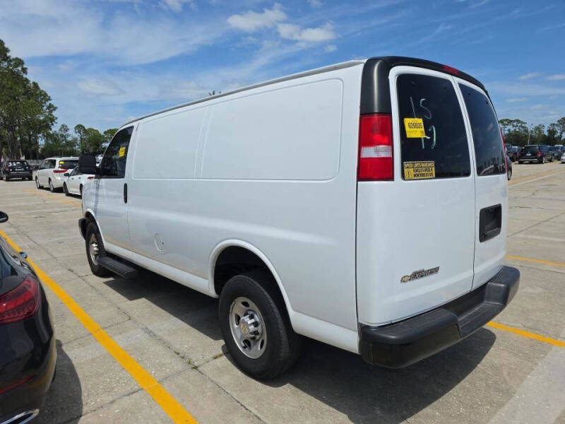 2023 Chevrolet Express 2500