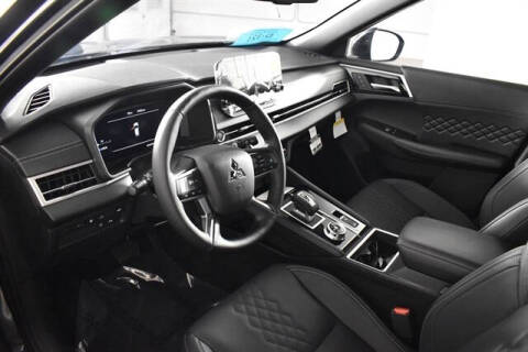 2025 Mitsubishi Outlander PHEV SEL Black Edition