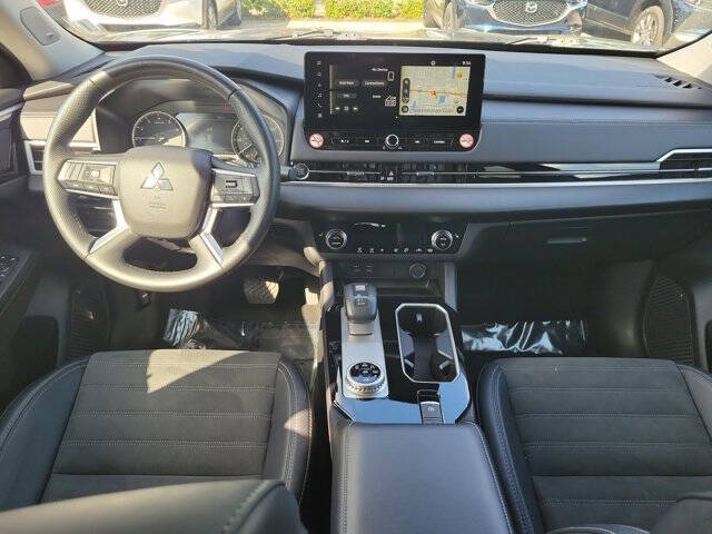 2025 Mitsubishi Outlander