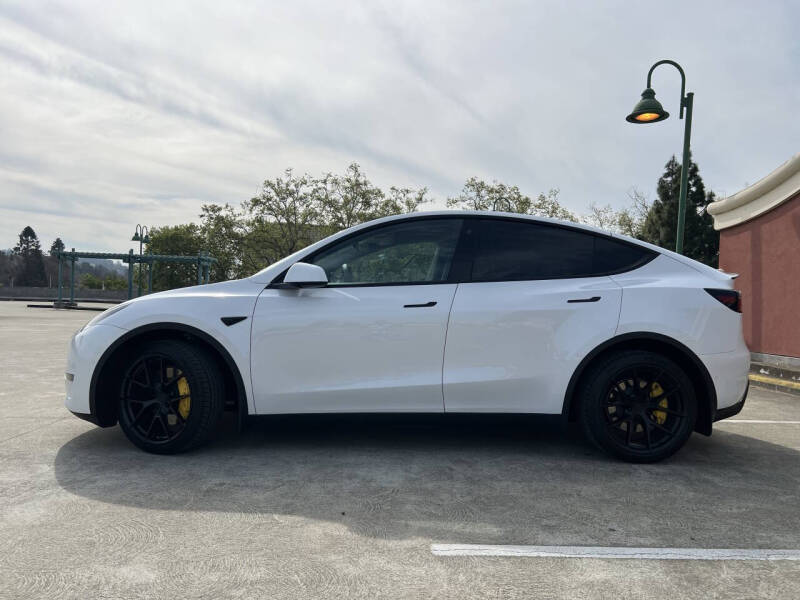 2022 Tesla Model Y Long Range