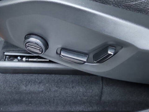 2024 Volvo XC90 B5 Plus Bright Theme