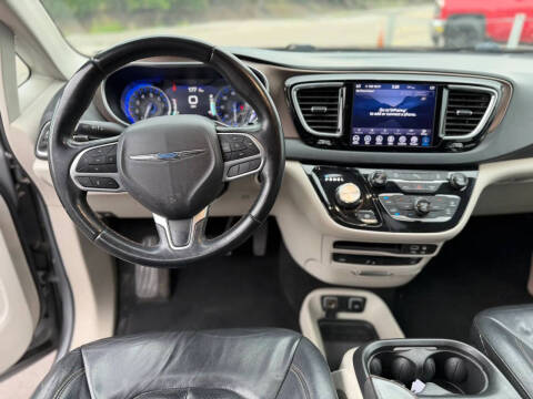 2018 Chrysler Pacifica Touring L Plus