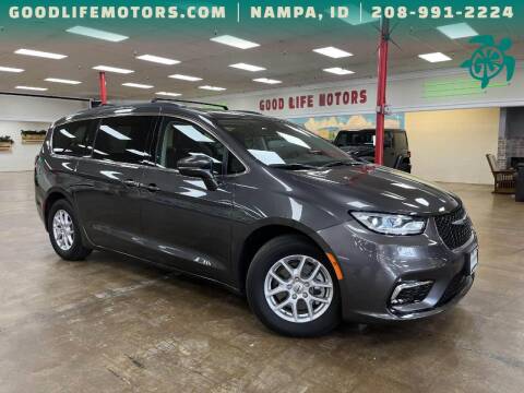 2022 Chrysler Pacifica for sale at Boise Auto Clearance DBA: Good Life Motors in Nampa ID