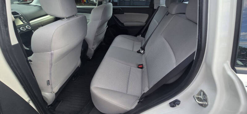 2016 Subaru Forester 2.5i