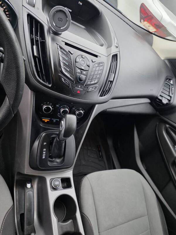 2016 Ford Escape SE