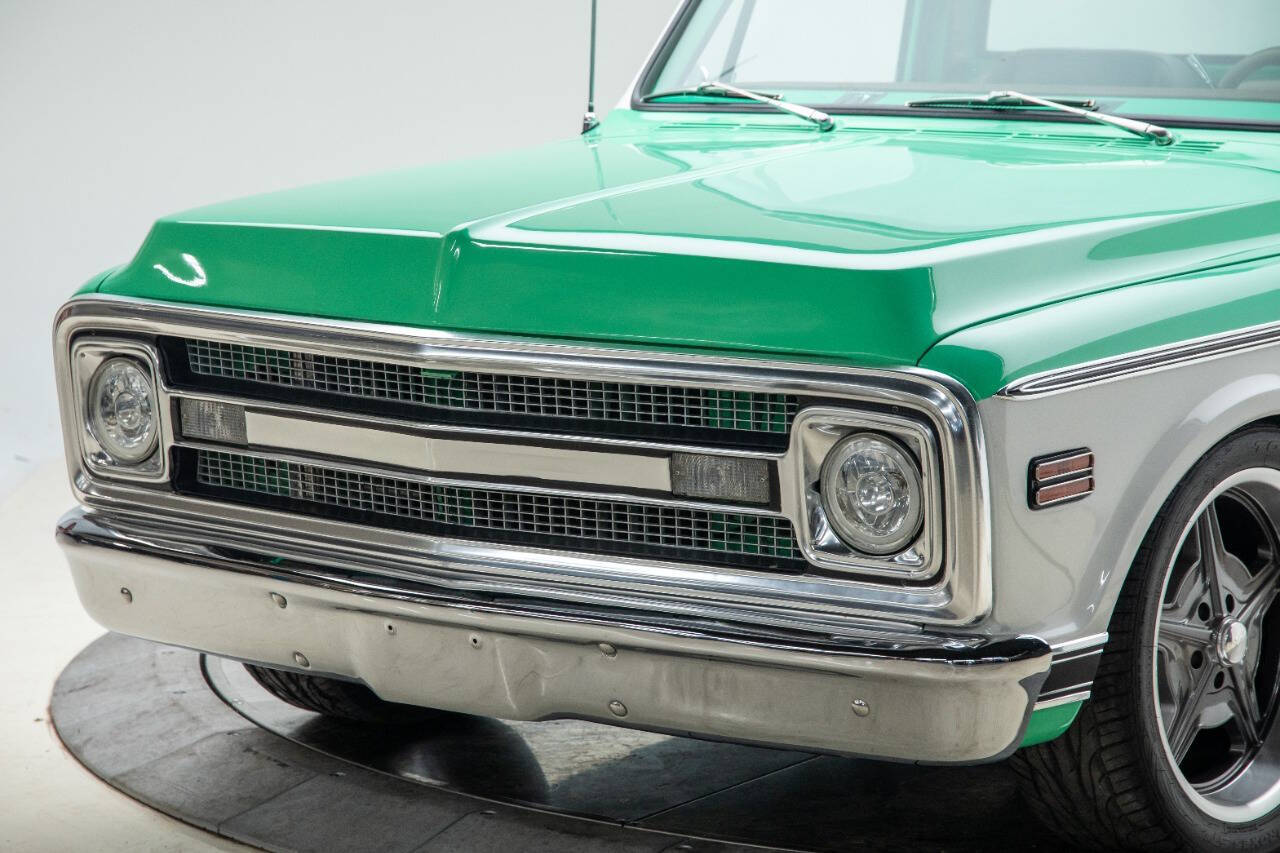 1969 Chevrolet C/K 10 Series 7