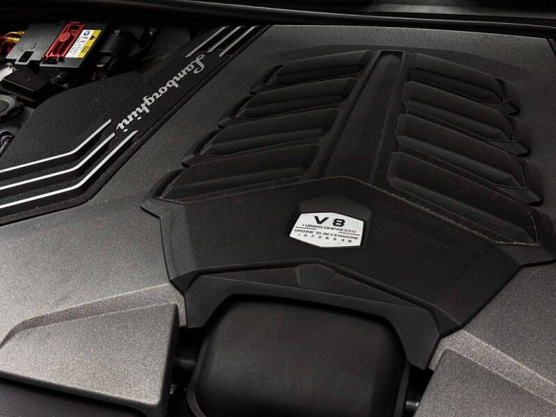 2022 Lamborghini Urus