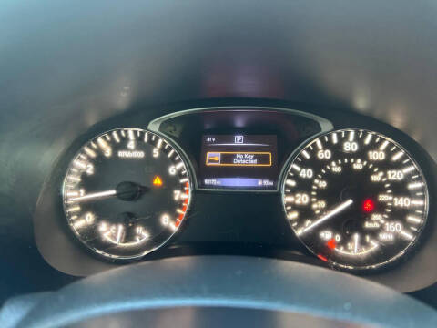 2016 Nissan Pathfinder S