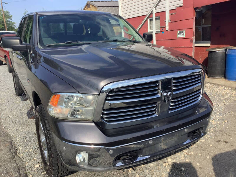 2015 RAM 1500 SLT