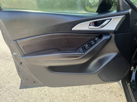 2017 Mazda MAZDA3 Touring