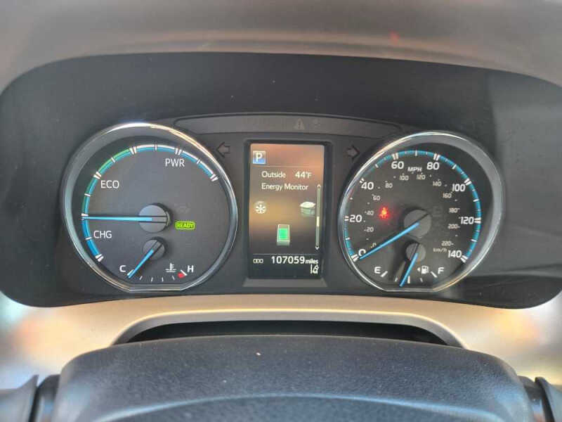 2017 Toyota RAV4 Hybrid XLE