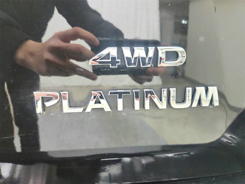 2017 Nissan Pathfinder Platinum