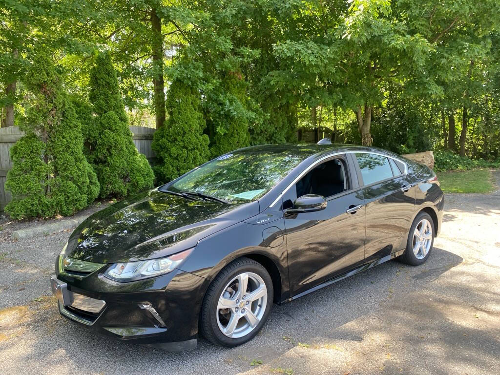 Black 2017 Chevrolet Volt LT LT 4dr Hatchback 1