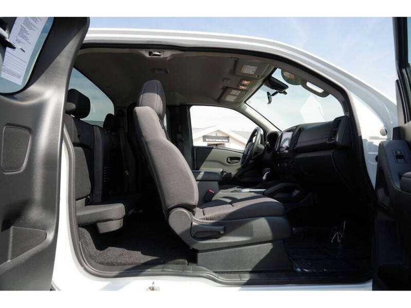 2024 Nissan Frontier S