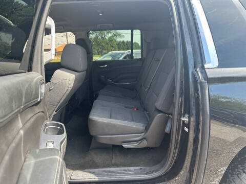 2017 Chevrolet Suburban LS