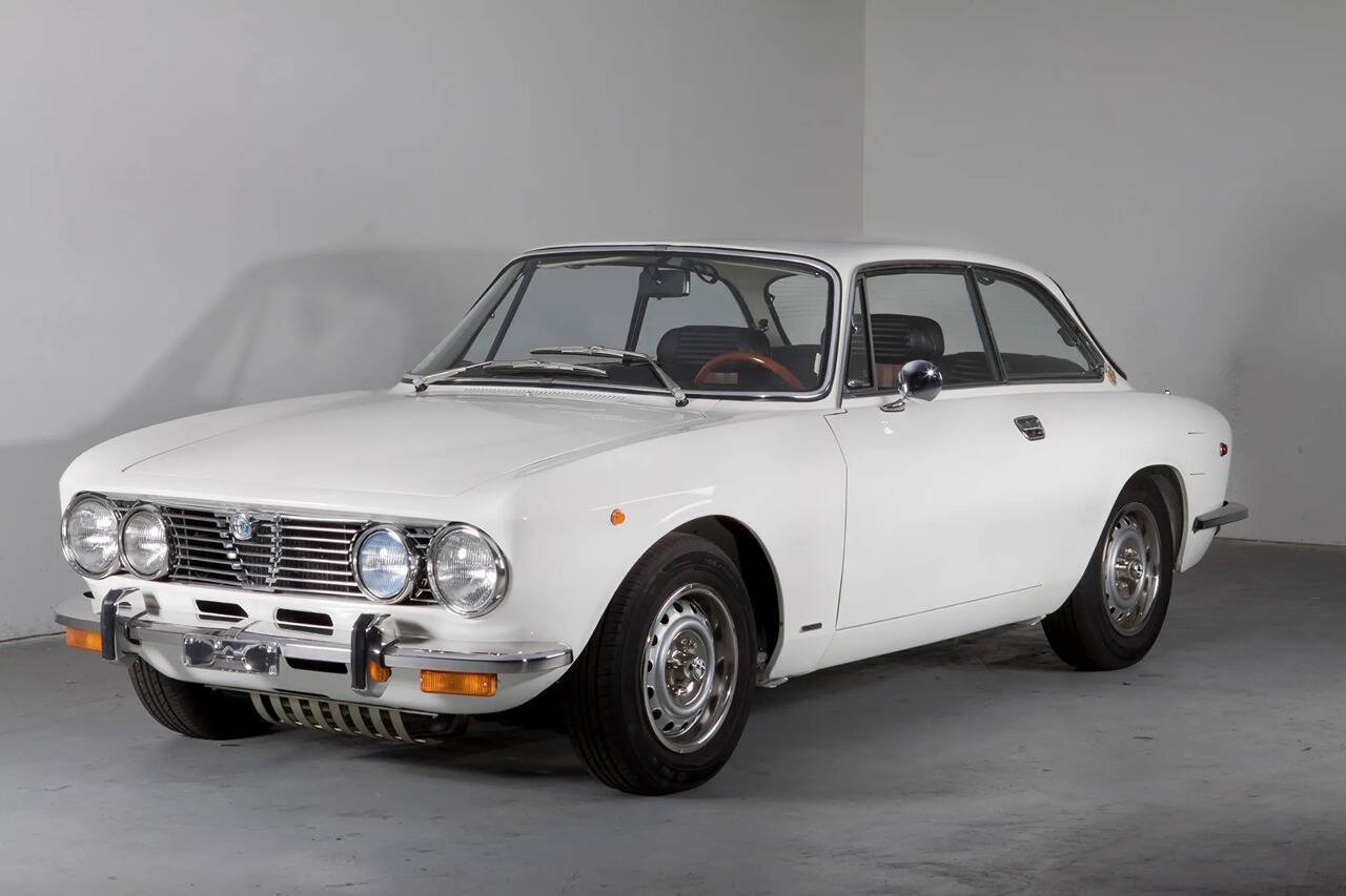 1973 Alfa Romeo 2000 GTV 3