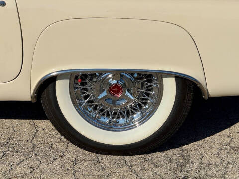 1955 Ford Thunderbird