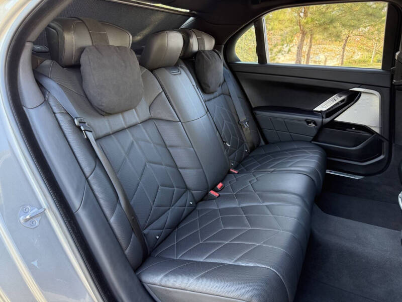 2024 BMW i7 eDrive50