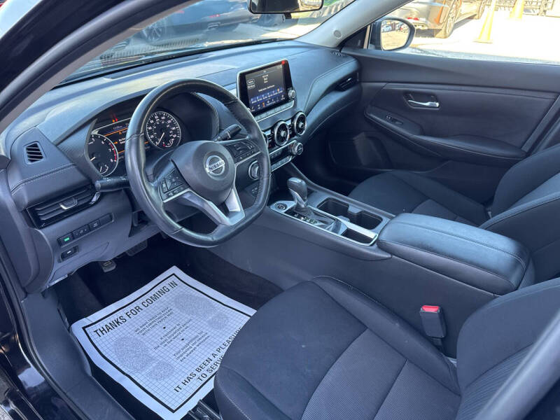 2022 Nissan Sentra SV