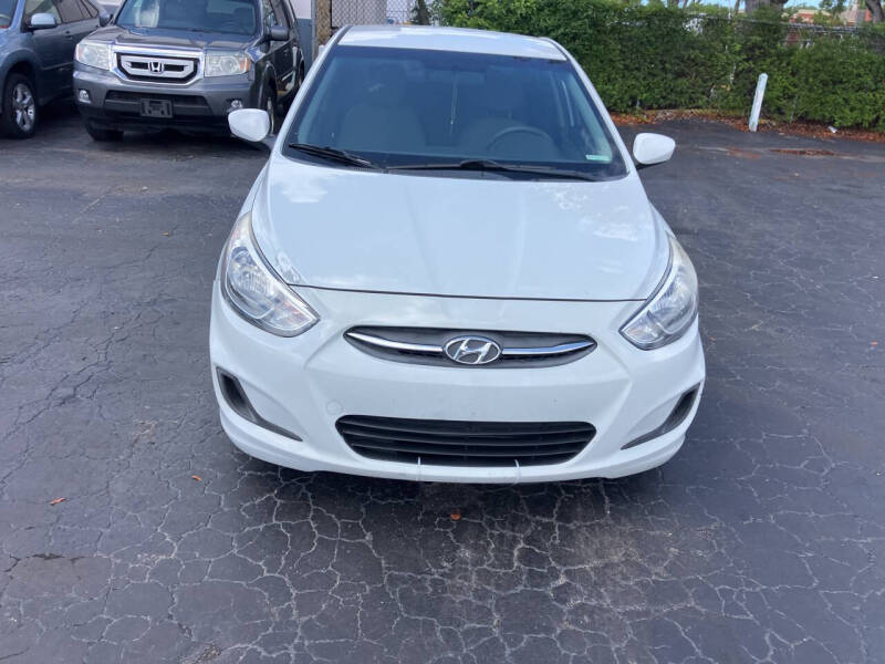 2017 Hyundai Accent SE