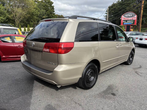 2005 Toyota Sienna LE 7 Passenger