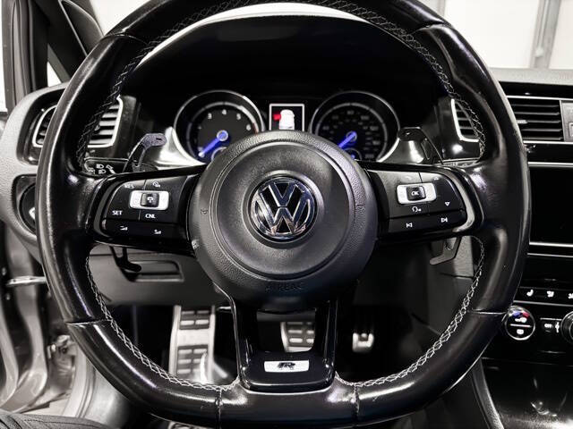 2017 Volkswagen Golf R 4Motion