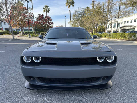 2018 Dodge Challenger R/T Plus