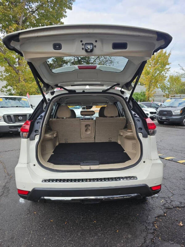 2019 Nissan Rogue SV