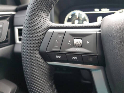 2025 Mitsubishi Outlander PHEV SEL