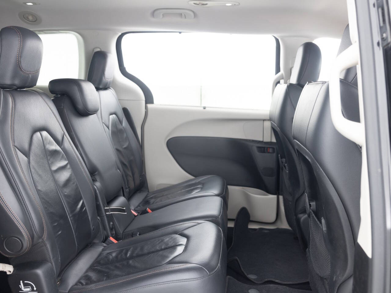 Used Car 2017 Chrysler Pacifica  Touring L 4dr Mini Van For Sale Under $15,000 In Coal City, Illinois