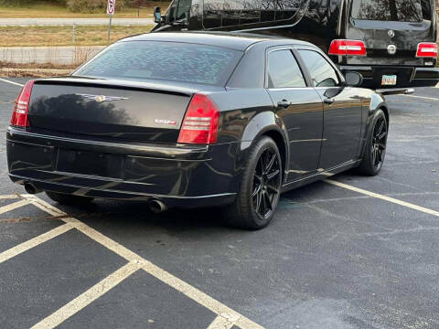 2006 Chrysler 300 SRT-8