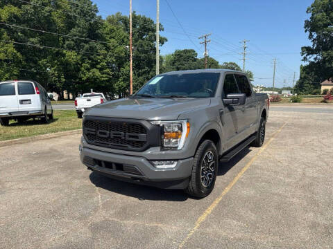2021 Ford F-150 XLT Photo