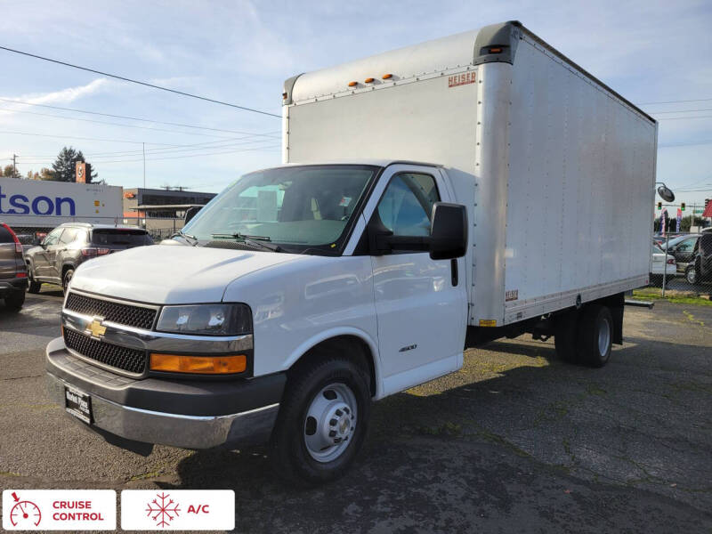 2016 Chevrolet Express 4500