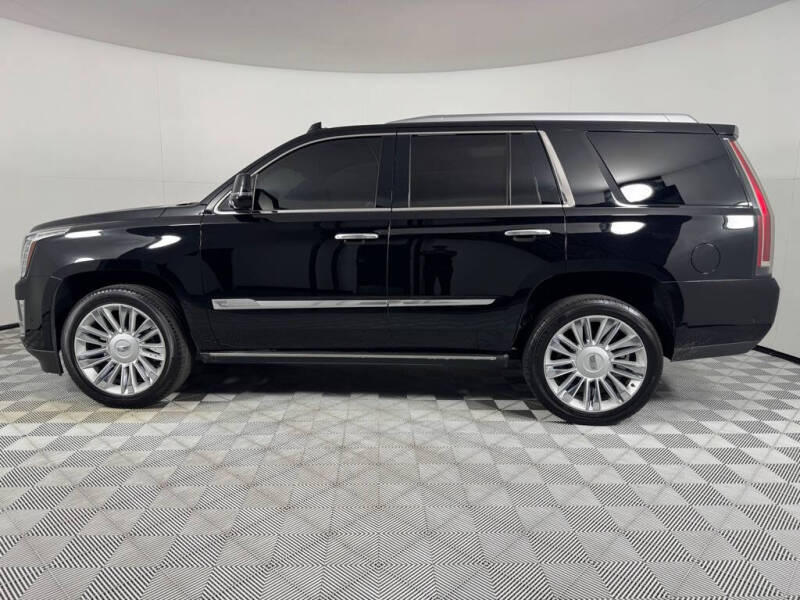 2018 Cadillac Escalade Platinum