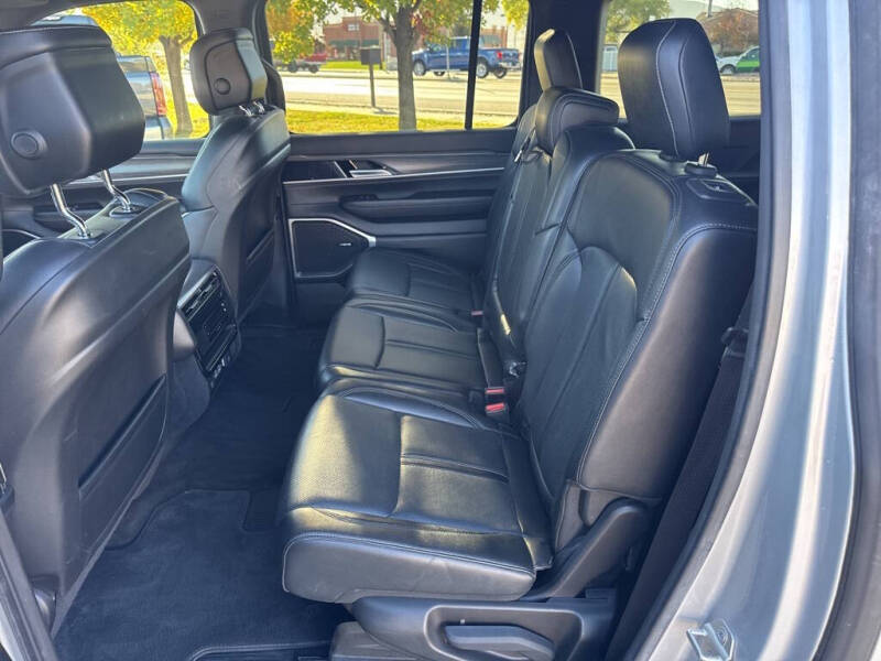 2023 Jeep Wagoneer L Series II