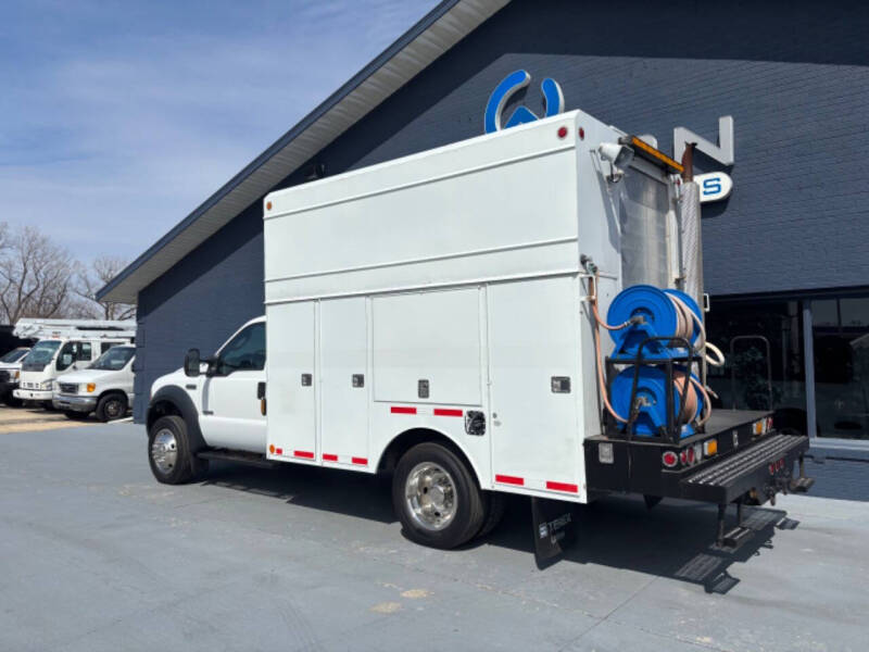 2006 Ford F-550